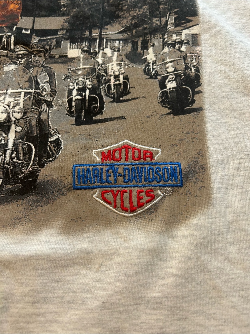 Vintage Harley-Davidson T Shirt - Picture 5 of 10